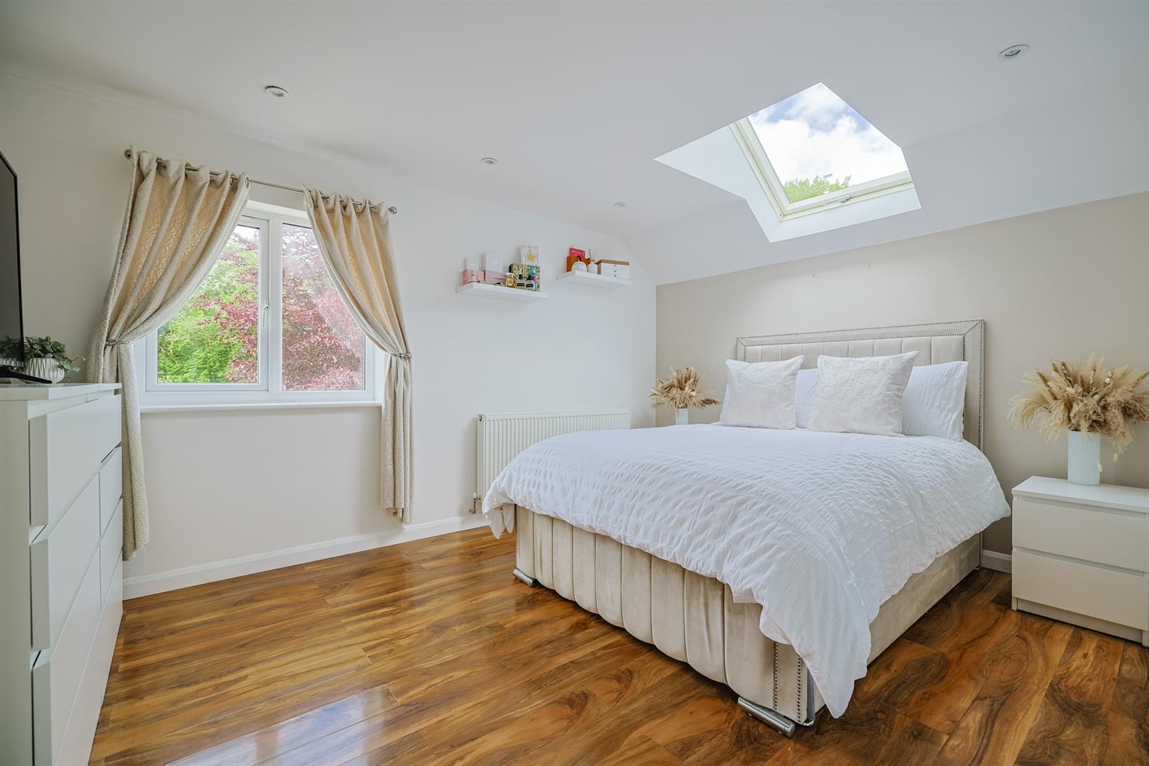 Pant Y Meillion, Llandeilo Road, Gorslas, Llanelli, SA14 7LR